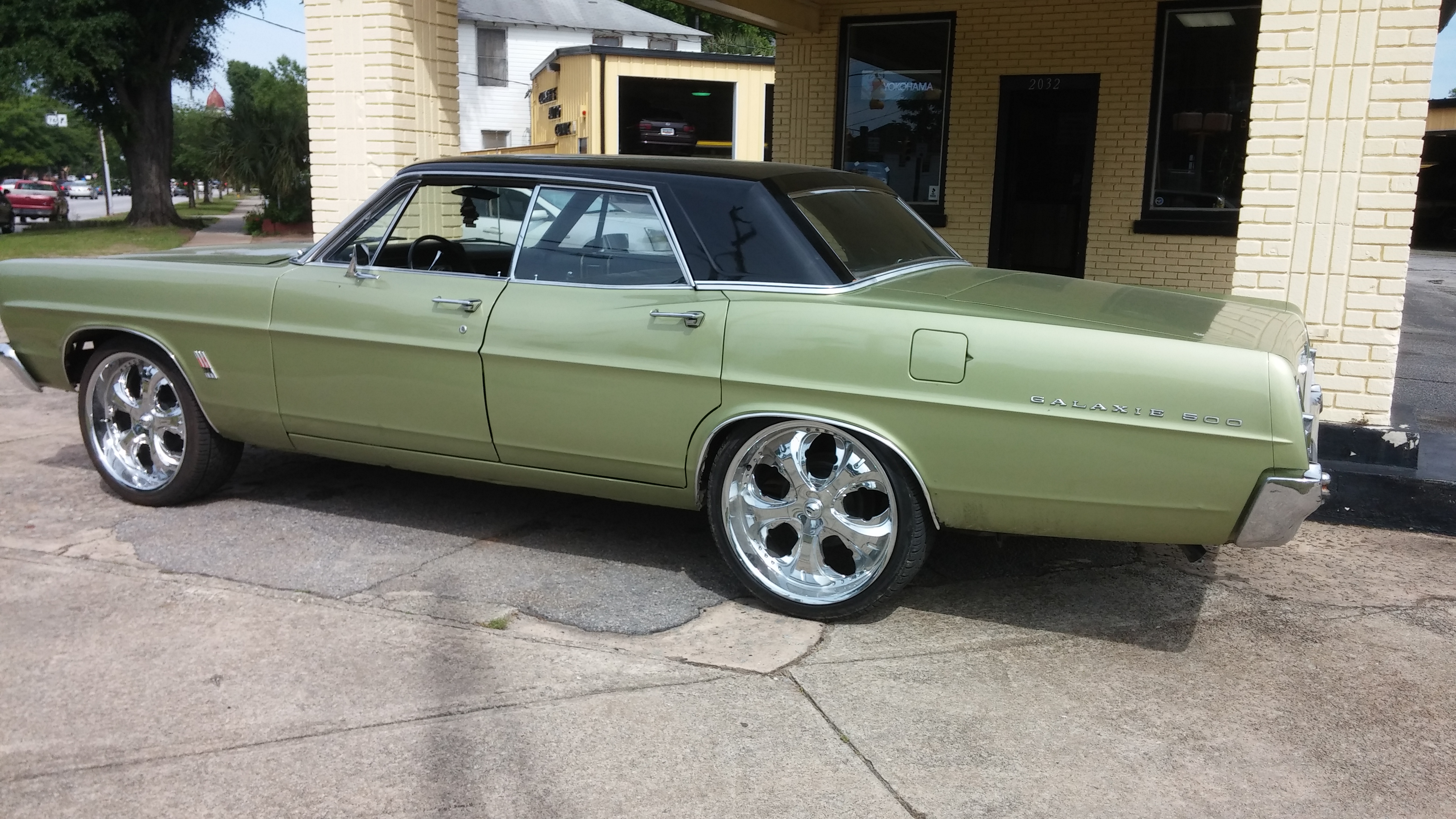 Clark's Auto Clinic 67 Galaxy 500 Restoration